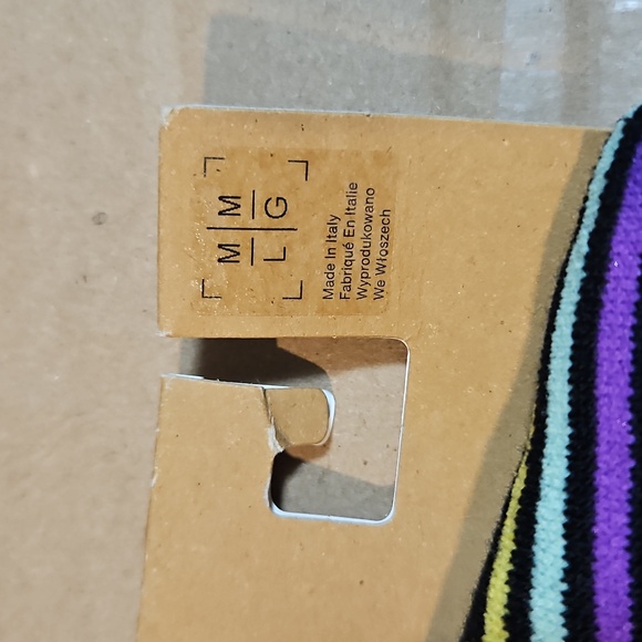 Burton Kids' Performance Midweight Socks: MINI STRIPE PRINT: NWT: M/L (2-4) - Picture 3 of 5